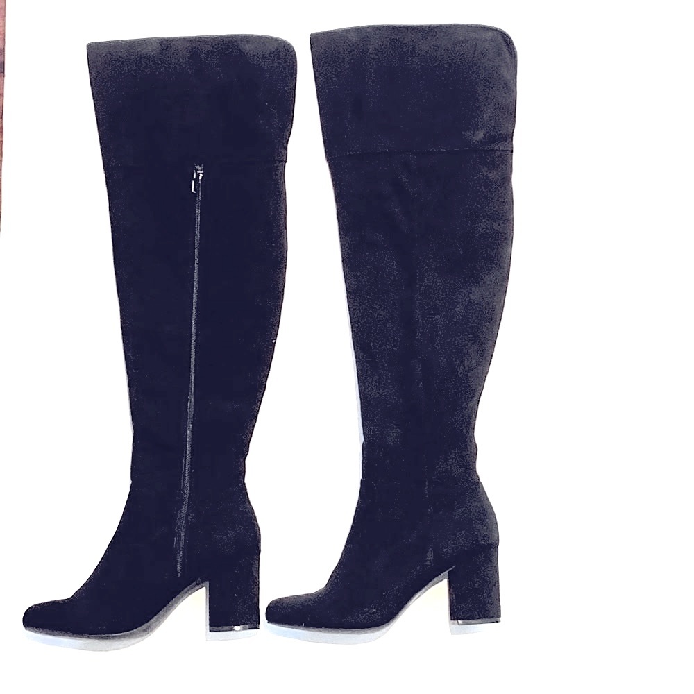 Wild Diva/ Over the Knee Black Boots/Size 6.5/Good Condition/ Only Worn twice.